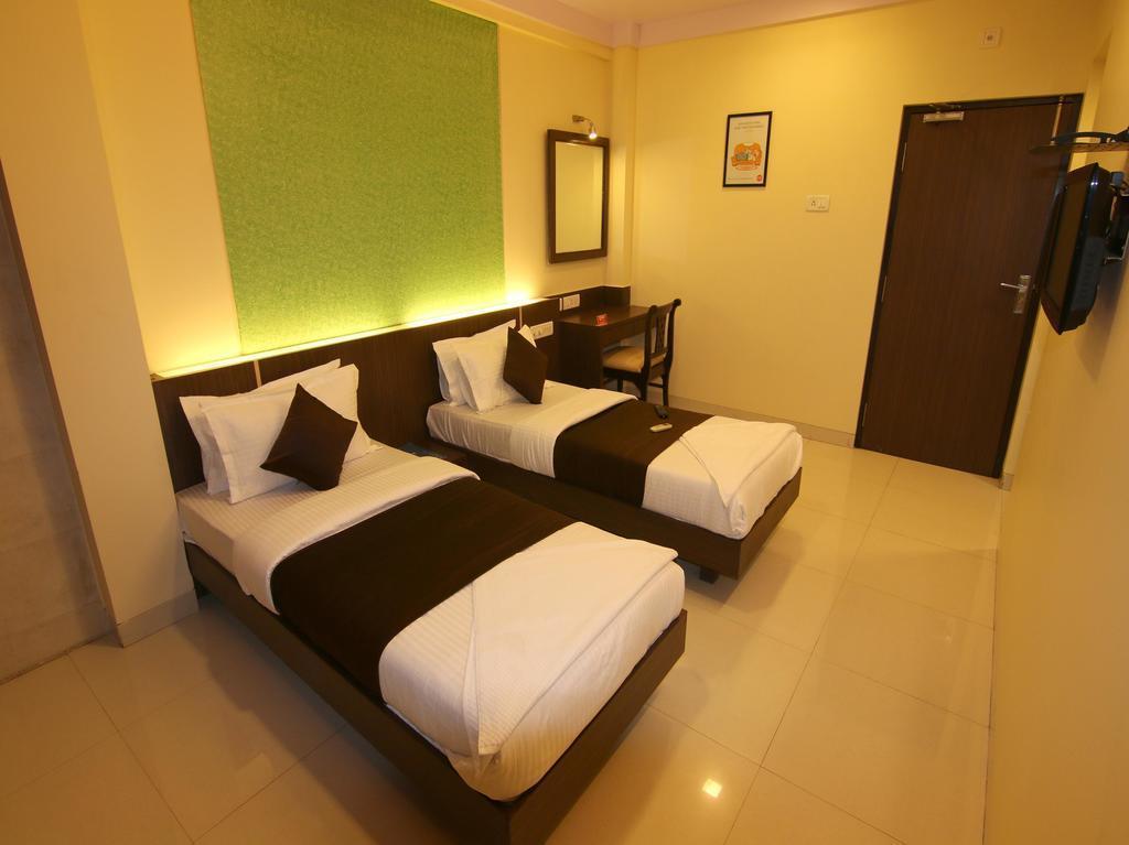 Hotel Panvel Palace Exterior photo